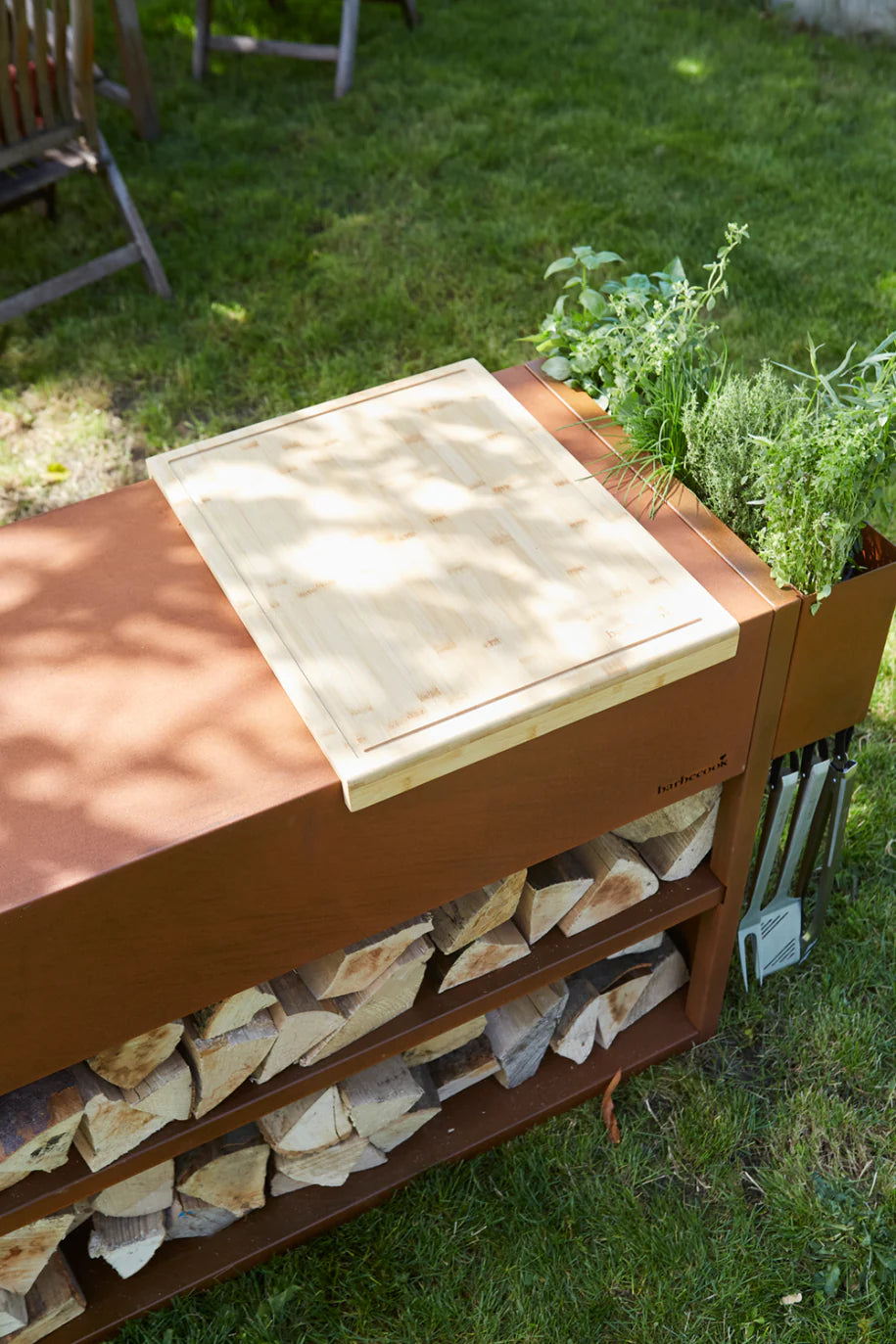 Barbecook Bamboo Cutting Board with Groove for Nestor World