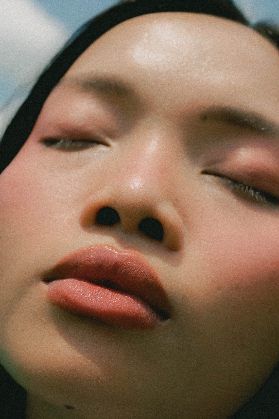 Sauna Skin Benefits: Why Dermatologists Are Taking Heat Therapy More Seriously - Ice Cold Spice