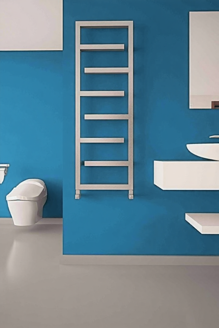 Carisa Eclipse Stainless Steel Contemporary Ladder Bathroom Towel Radiator | 2 colours, 2 sizes