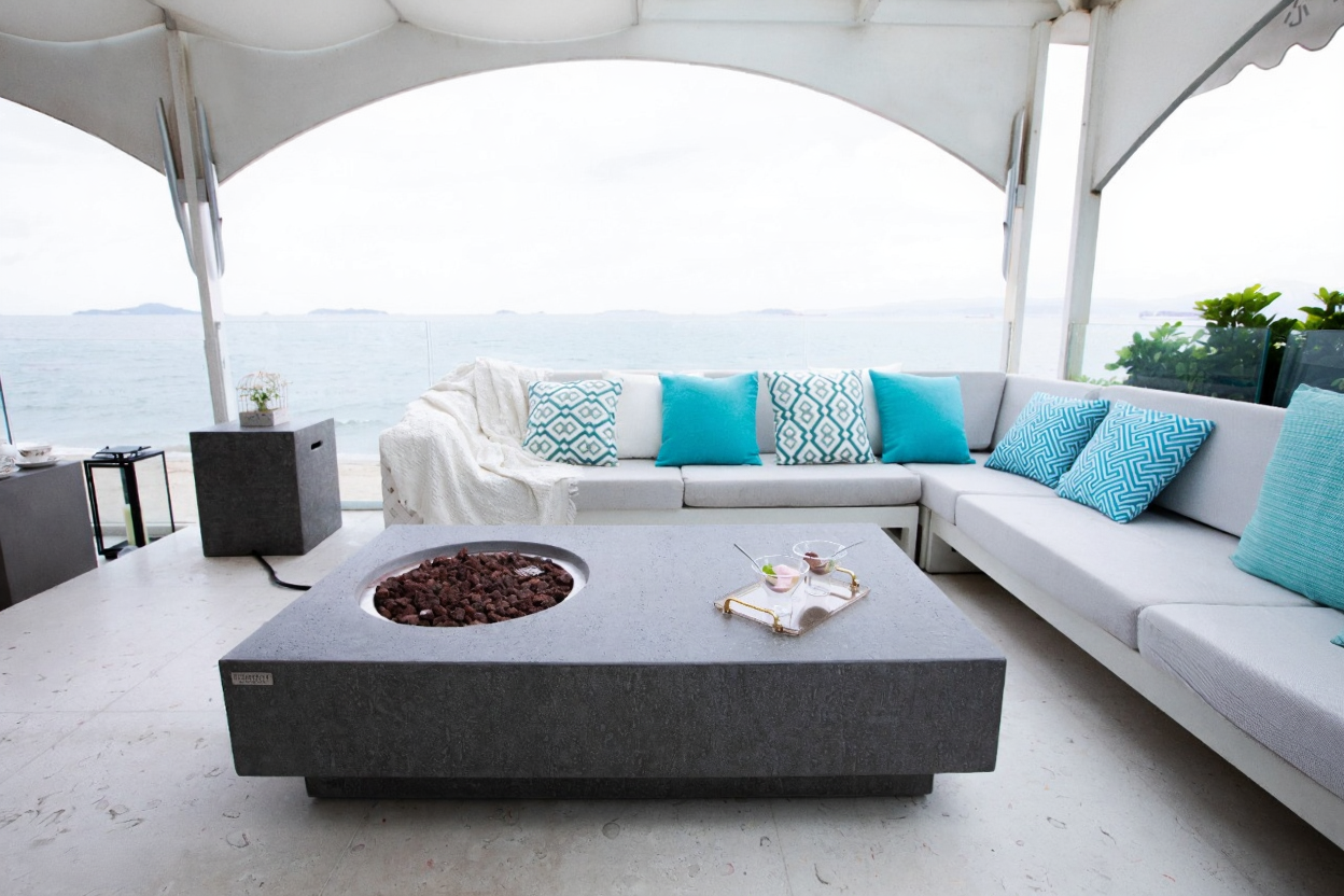 Elementi Metropolis Light Grey Concrete Fire Table