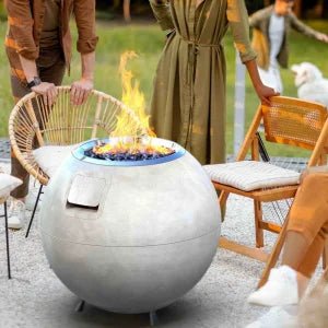 REVOLVE Ballo Gas Fire Pit Concrete Look - Ice Cold Spice | Concrete