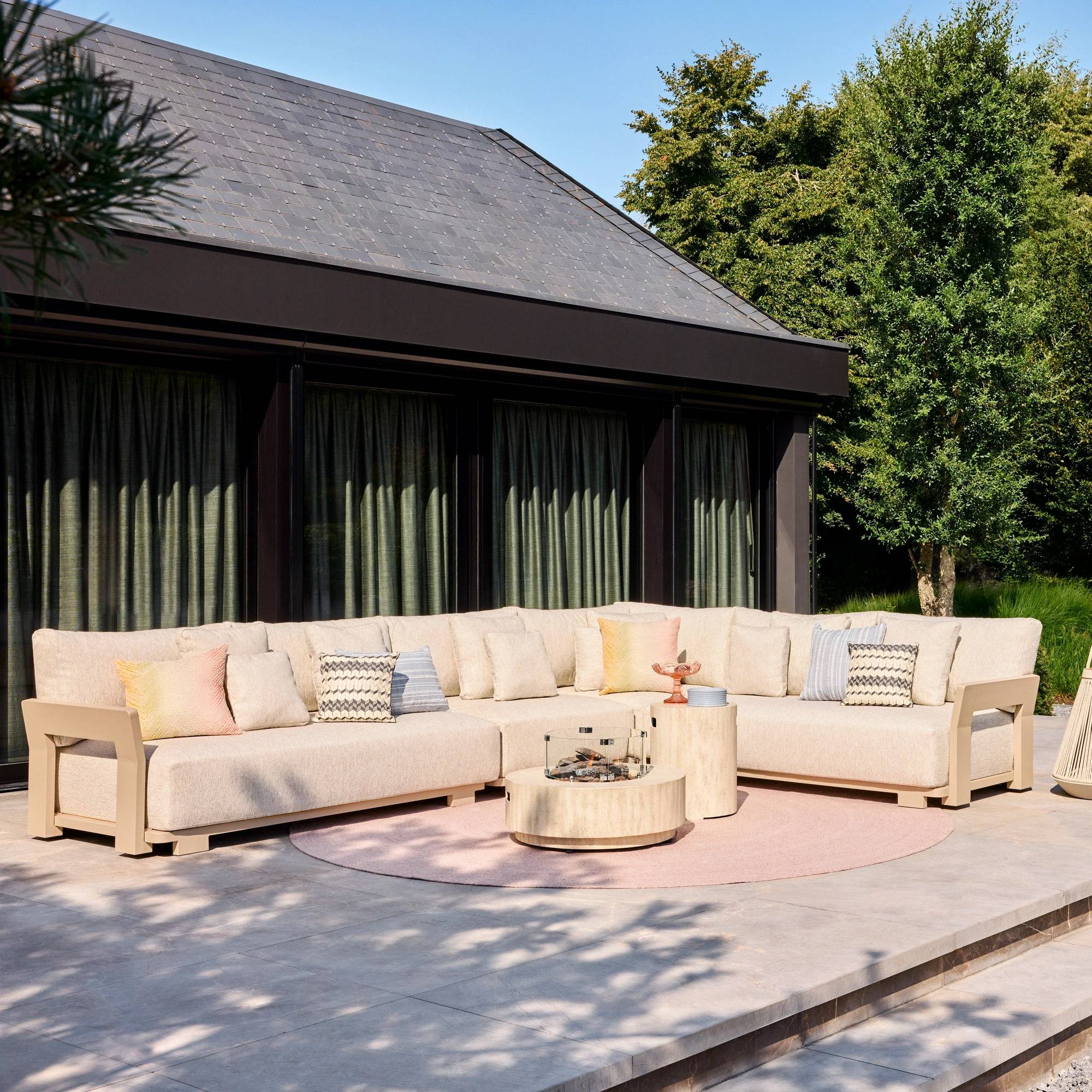 Happy Cocooning Estate Round 76 Gas Fire Table