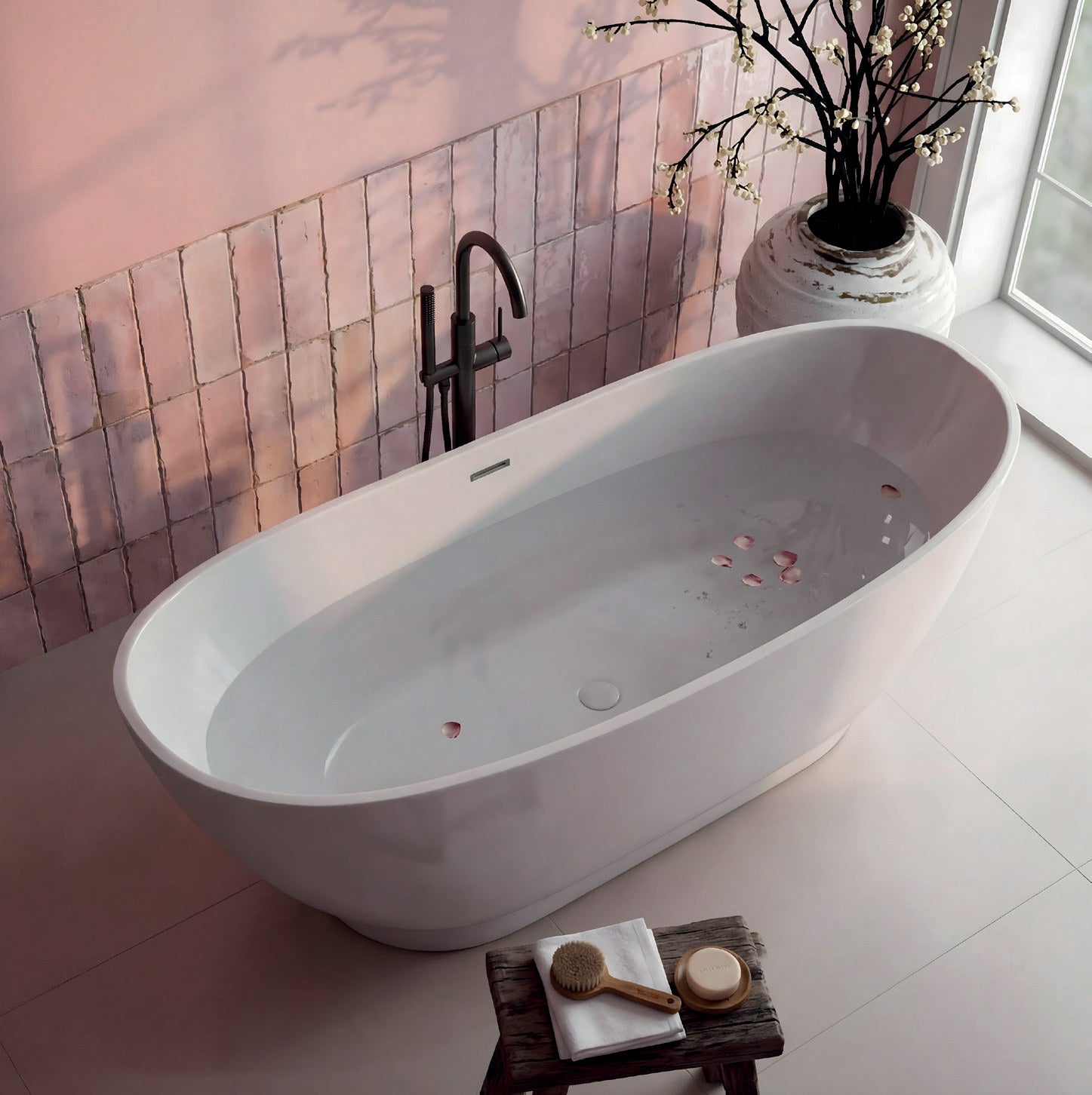 Vincent Alexander Richmond Oval Freestanding Bathtub
