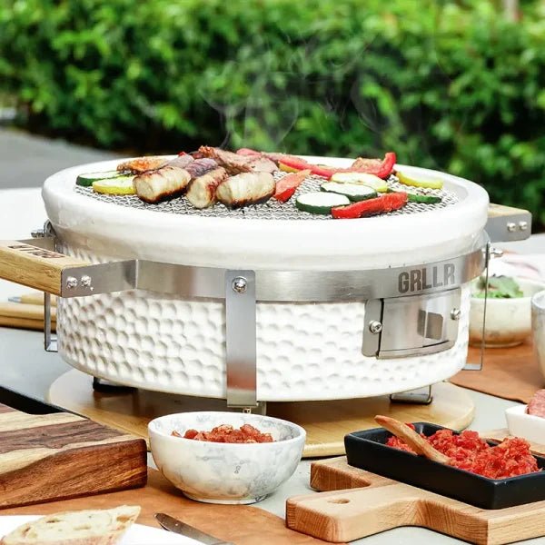 GRLLR Tokyo Shichirin Round Table Barbecue - outdoor grill - Ice Cold Spice | Black
