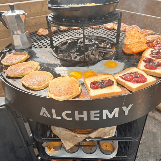 Alchemy 24" Smoker, Grill, & Plancha 3 - in - 1 Black in Black