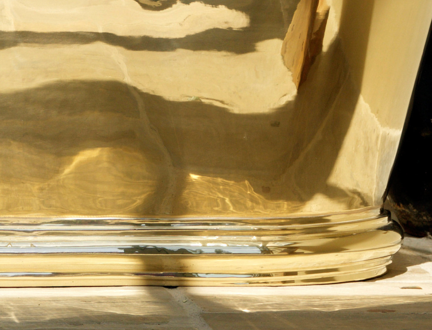 Hurlingham Baths Brass Bulle Freestanding Bath