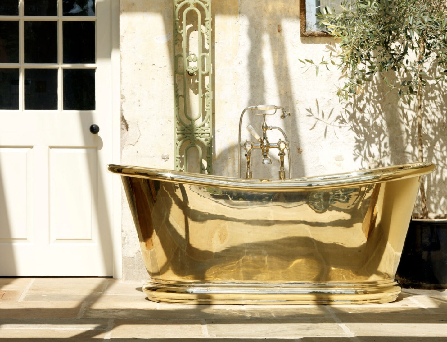 Hurlingham Baths Brass Bulle Freestanding Bath