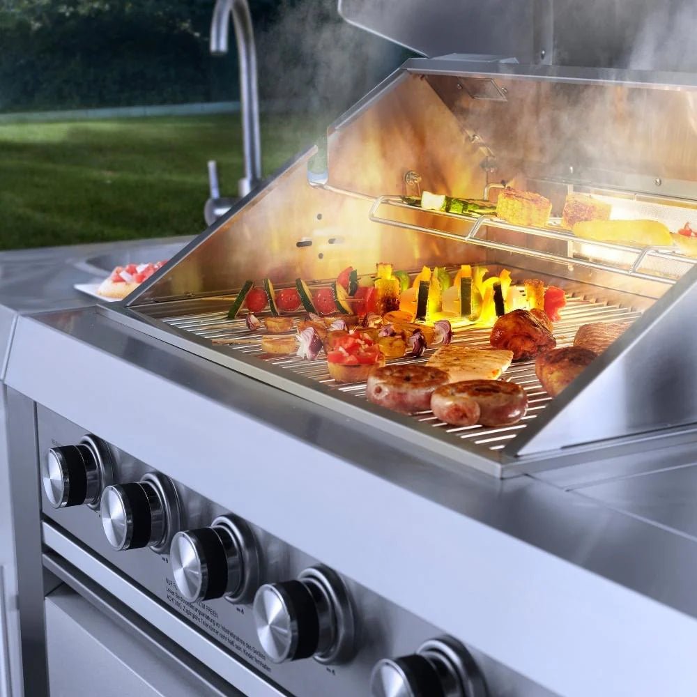 Buschbeck Outdoor Kitchen 4 burner Stainless Steel and Cover in Stainless Steel