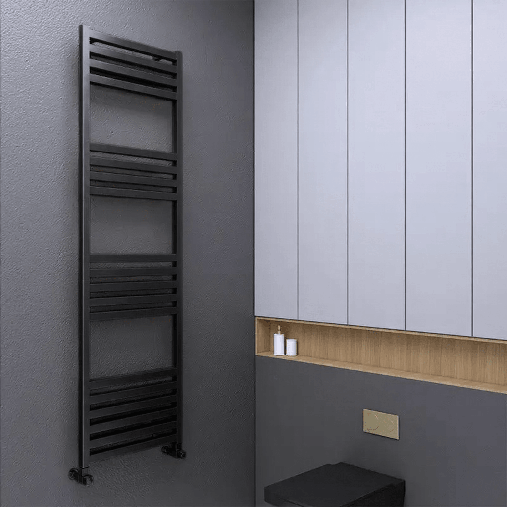 Carisa Fame Vertical Aluminium Bathroom Towel Radiator in 700H x 500W
