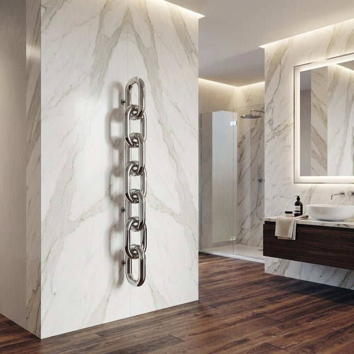 Carisa Oversize Link Chain Steel Designer Radiator in 830H x 240W