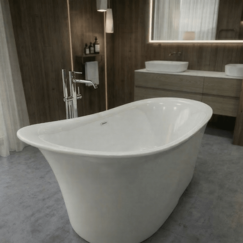 Charlotte Edwards Admirality Oval Freestanding Bathtub in Gloss White