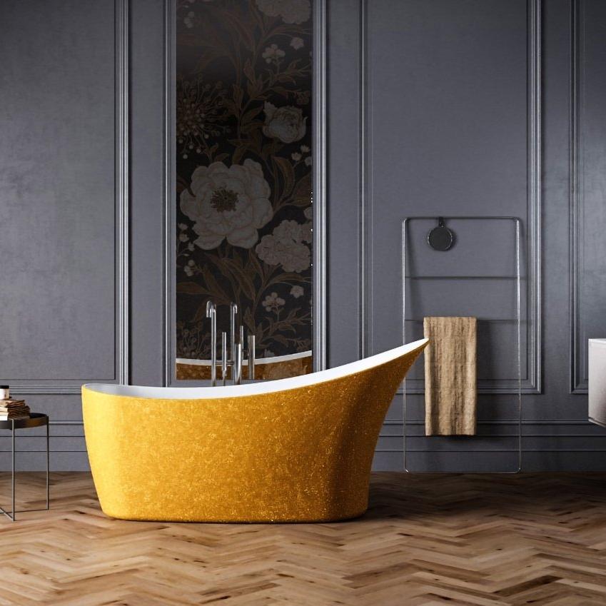Charlotte Edwards Portobello Oval Freestanding Bathtub in Gloss Black