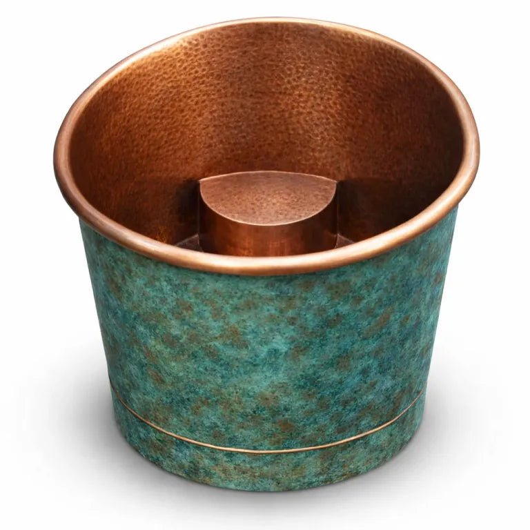 Coppersmith Creations 39-Inch Japanese Soaking Copper Bathtub Hammered Antique Copper Interior Turquoise Verdigris Patina Exterior in D990.60 x H952.50-762