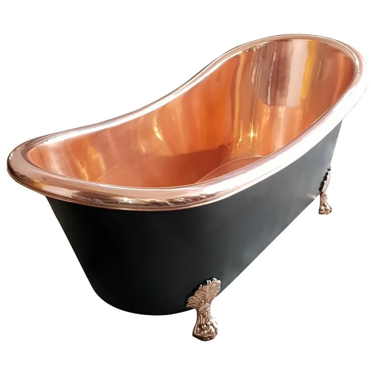 Coppersmith Creations Clawfoot Copper Bathtub Black Outside in Black