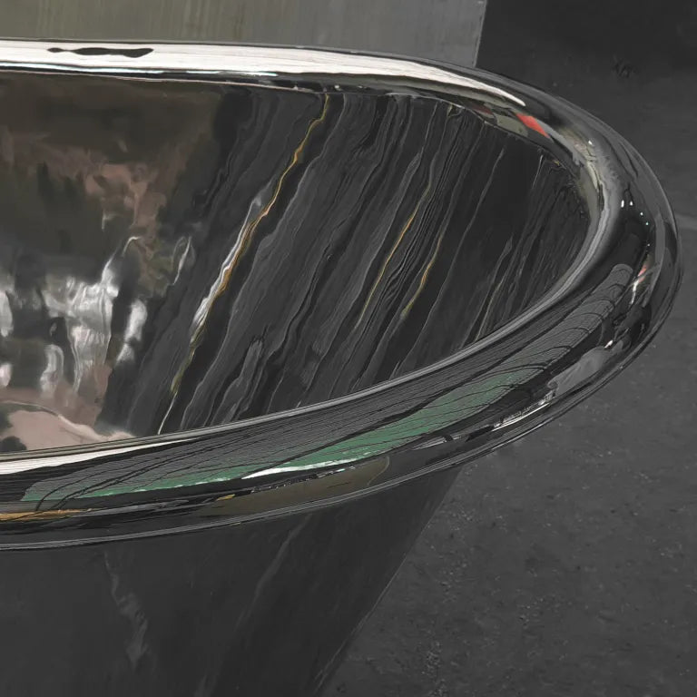 Coppersmith Creations Clawfoot Copper Bathtub Full Nickel Finish in Nickel