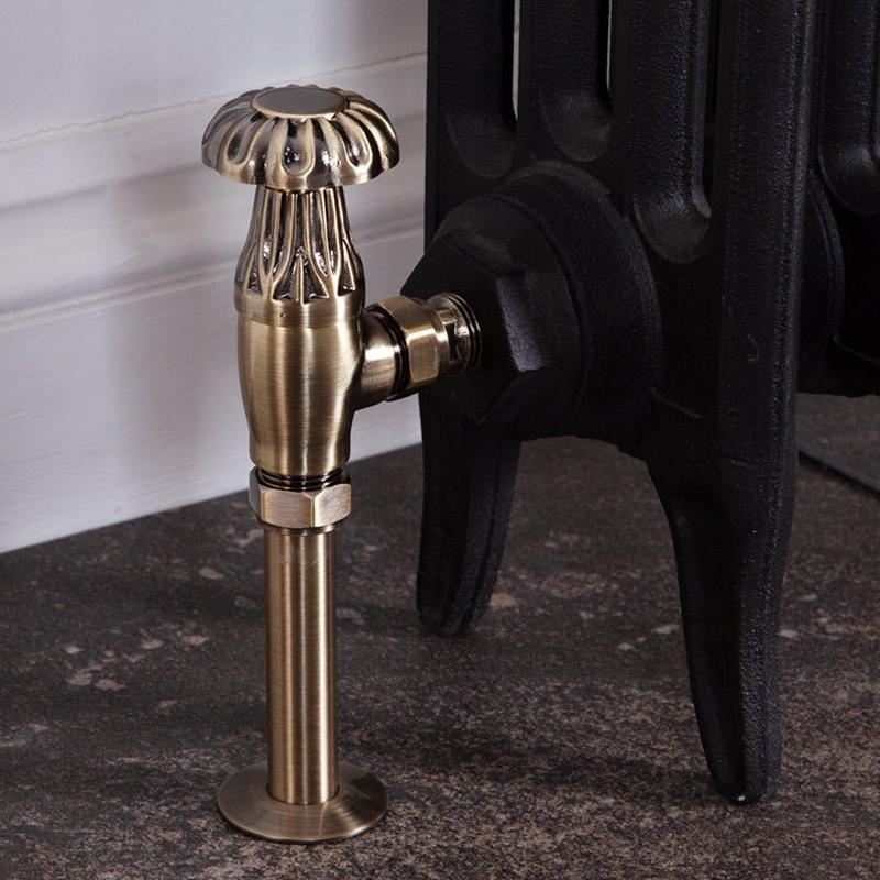 Carron Crocus Wheel 15mm Inlet Manual Radiator Valve - valves - Ice Cold Spice | Lacquered Antique Brass 15mm