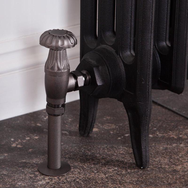 Carron Crocus Wheel 15mm Inlet Manual Radiator Valve - valves - Ice Cold Spice | Pewter 15mm