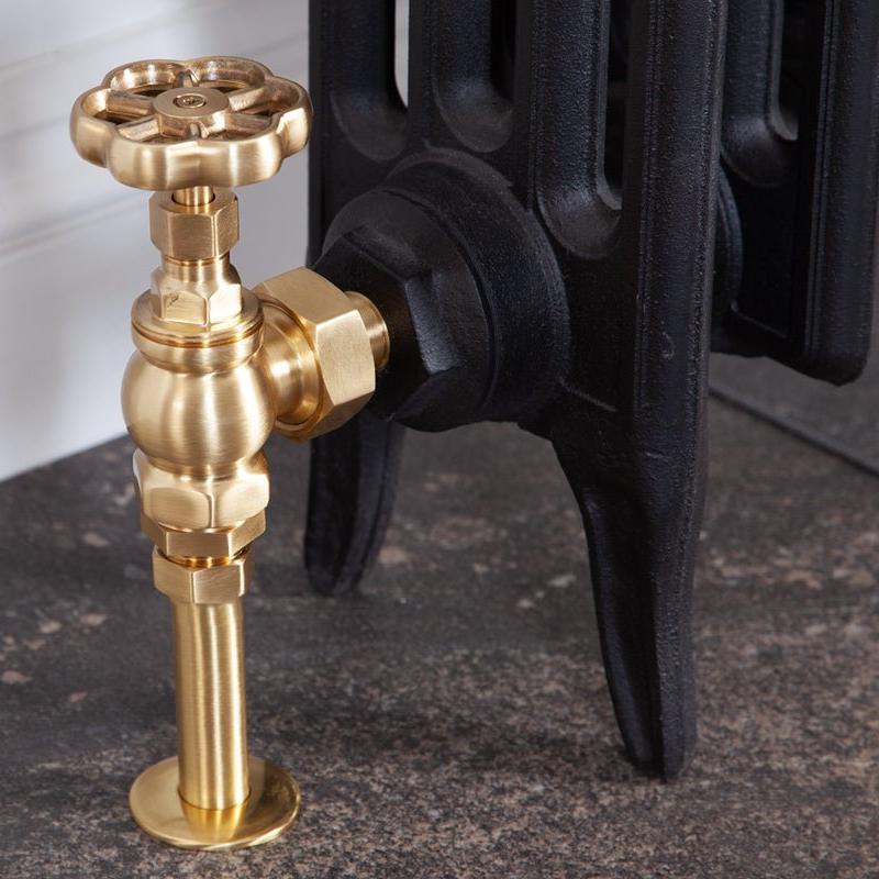 Carron Daisy Wheel 15mm Inlet Manual Radiator Valve - valves - Ice Cold Spice | Lacquered Brushed Brass 15mm