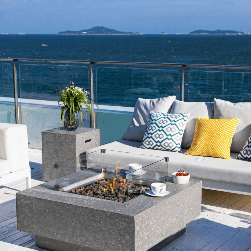 Elementi Manhattan Square Outdoor Fire Table in Propane Gas