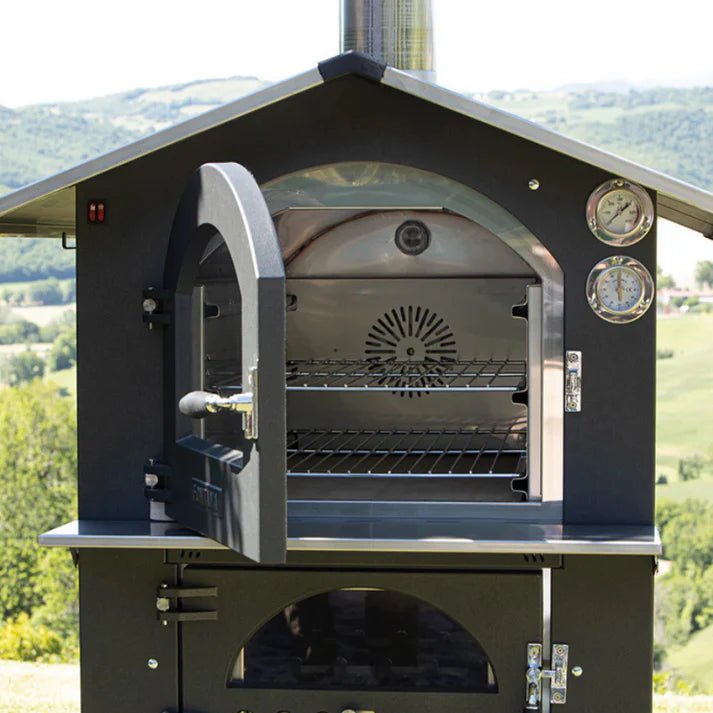 Fontana Gusto Outdoor Oven in Black
