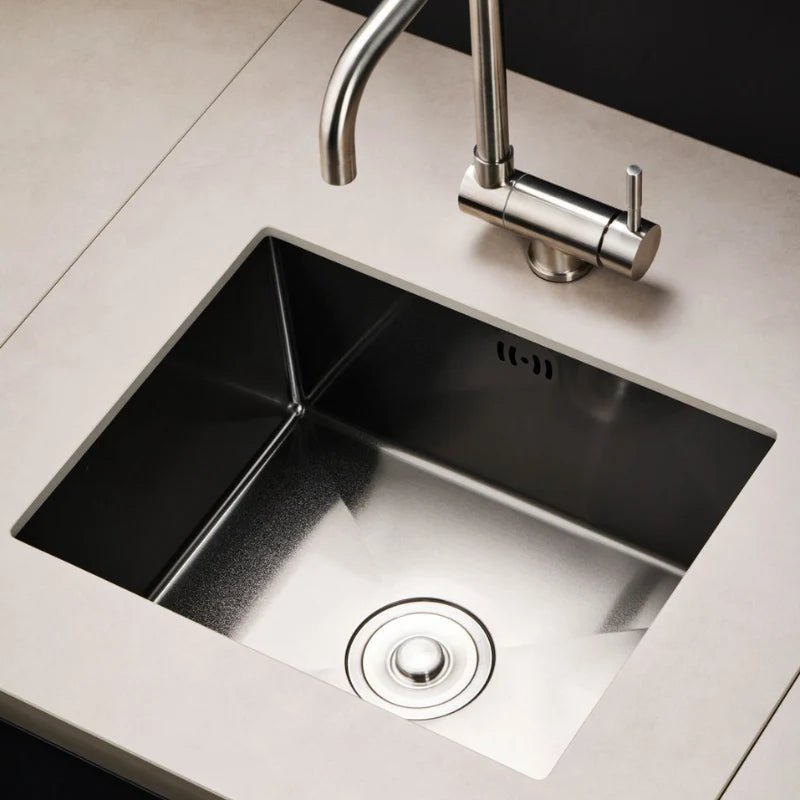 Fontana Ignes Modular Outdoor Kitchen with Porcelain Worktops in White Boulevard