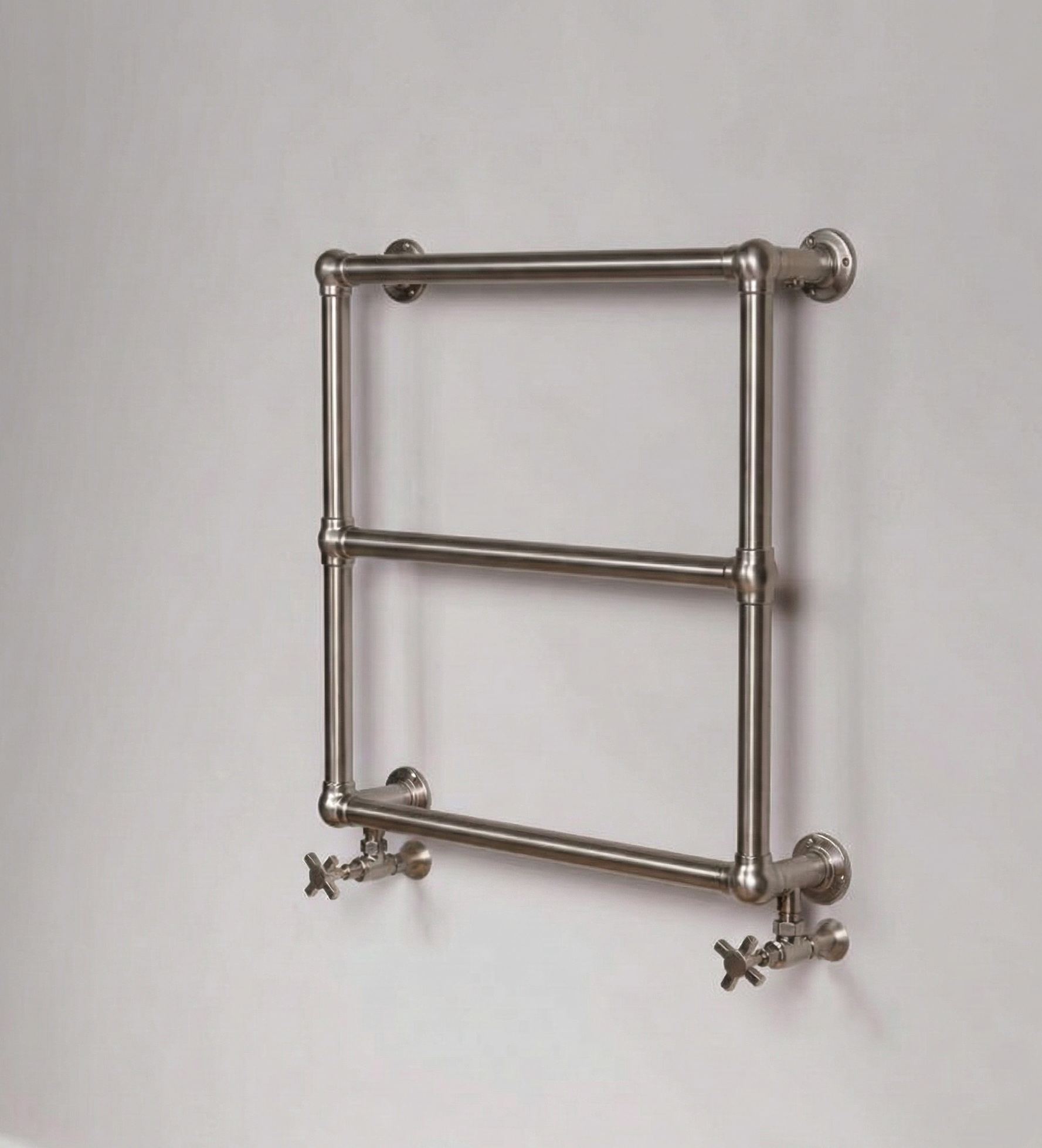 DQ Heating Hungerford Traditional Steel Towel Rail