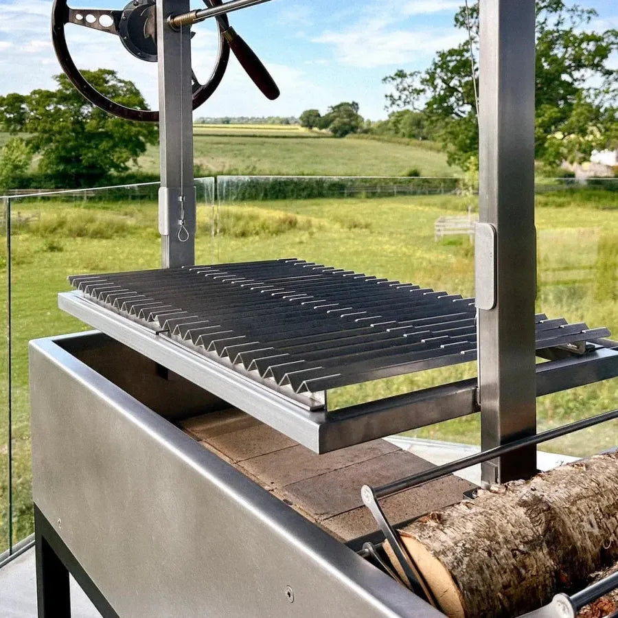 Metartal Asador Nino Grill in Chrome