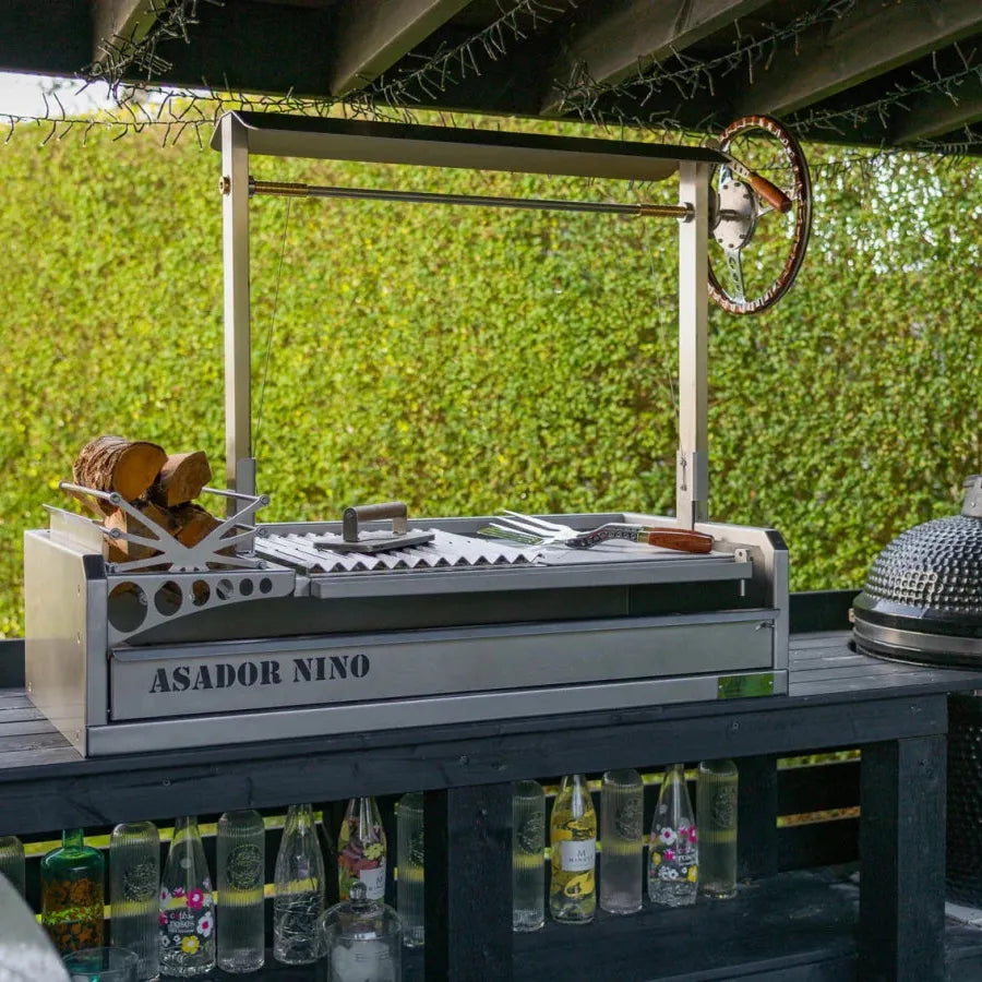 Metartal Asador Nino Grill in Chrome