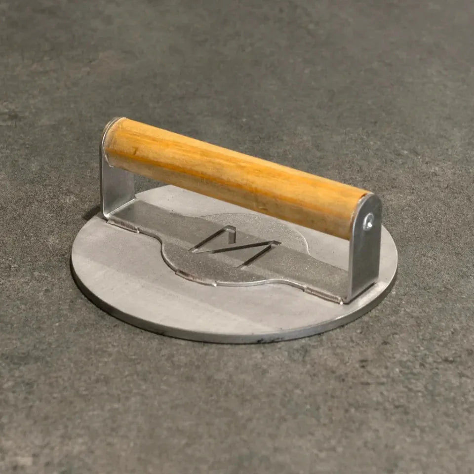 Metartal Nino Handcrafted Burger Press in Chrome