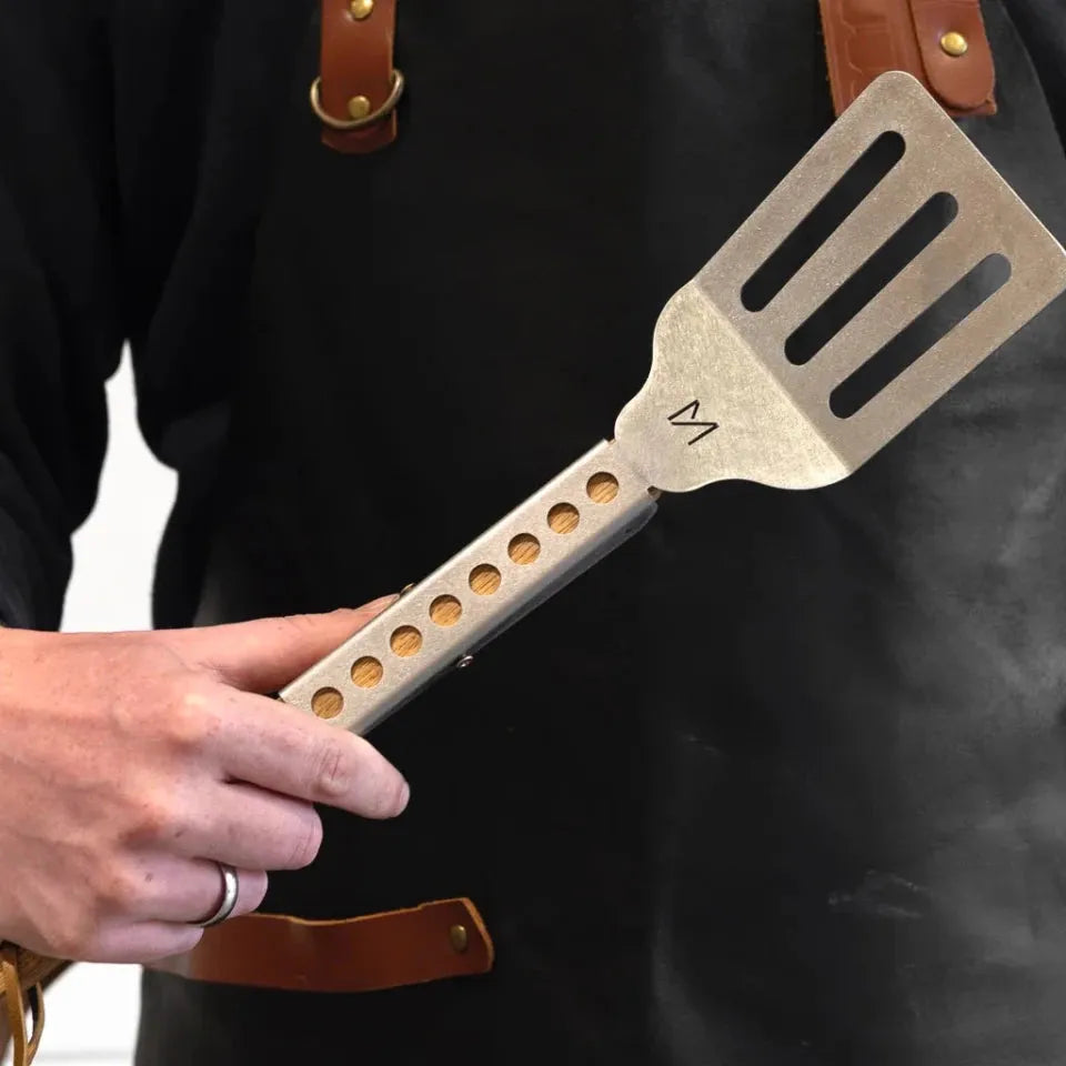Metartal Nino Handcrafted Spatula Heritage Edition in Chrome