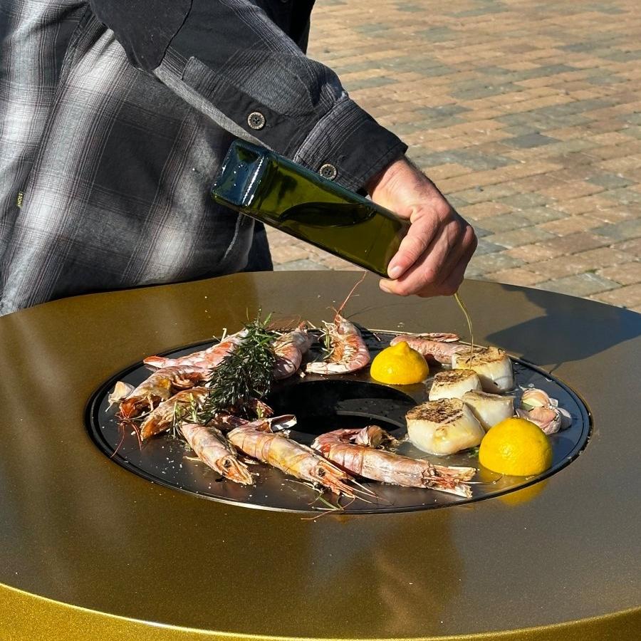 Metartal O Grill Fire Table in Short Leg