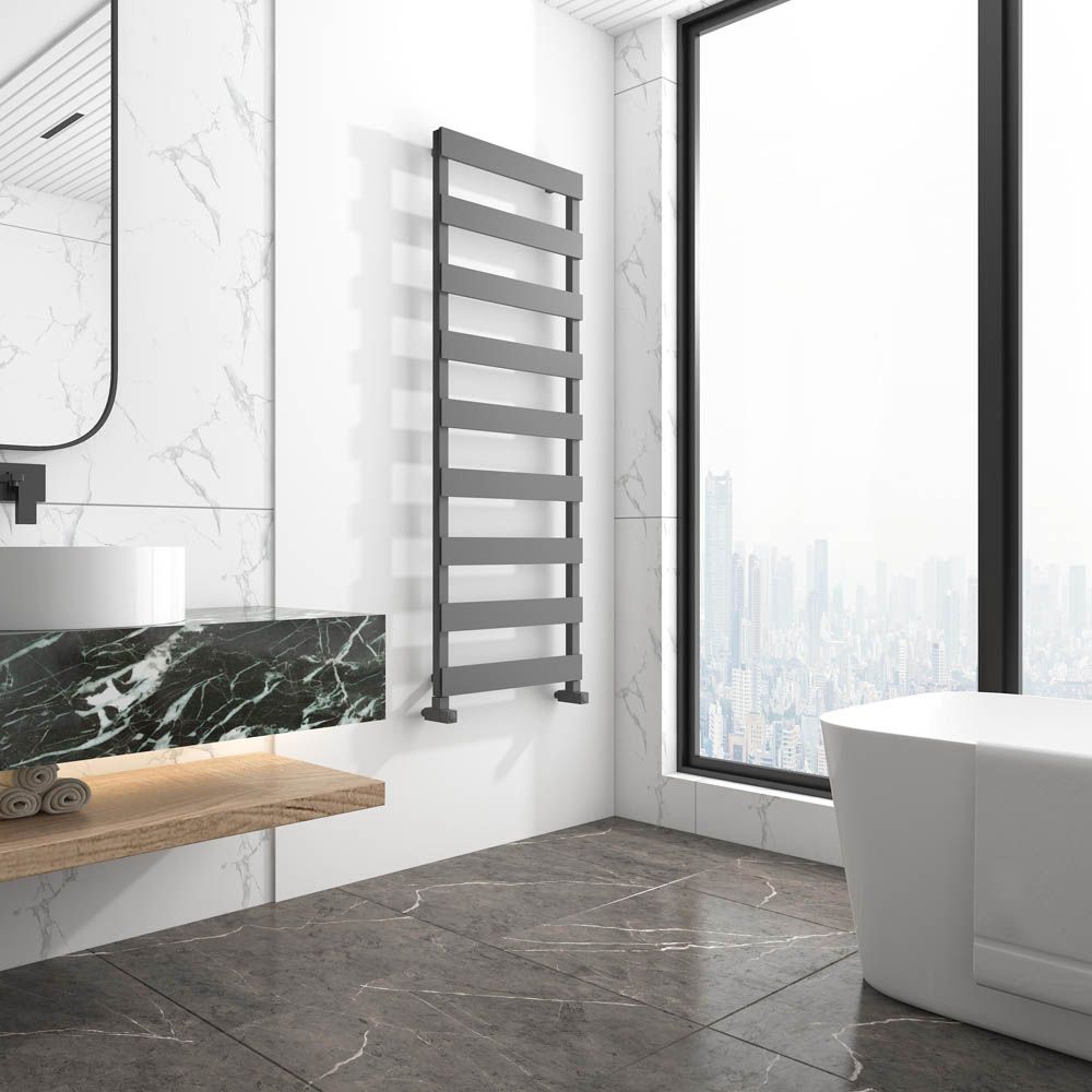 Carisa Ninova Minimalist Ladder Style Towel Warmer
