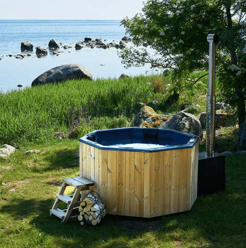 Octopus Octagonal Wood Fired Hot Tub 2m x 2m (7 Person) in