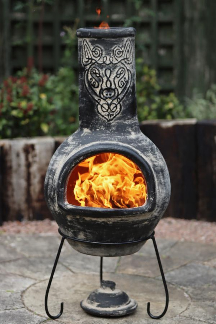 Gardeco Wulfryc Wolf Charcoal Grey Authentic Mexican Chimenea Large