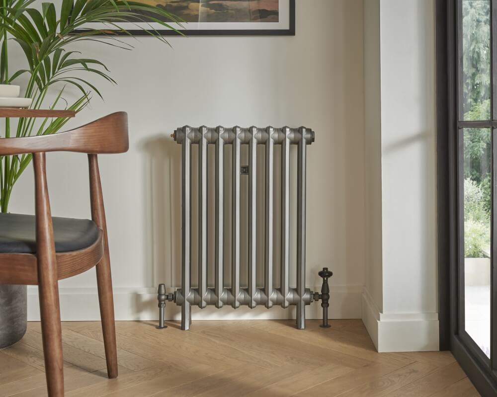 Paladin Elizabethan Traditional Cast Iron Radiator in 500H x 330W
