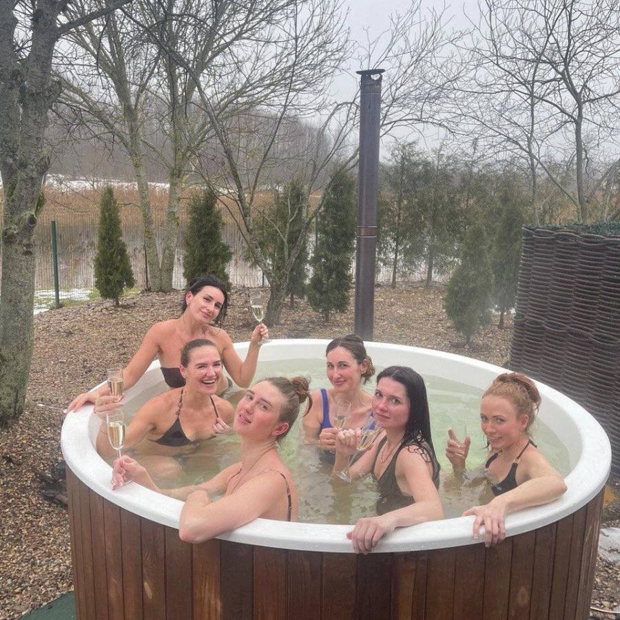 Polar Spa Comfort Family Size Wood Fired Hot Tub & Cold Plunge in Thermo Pine Dark