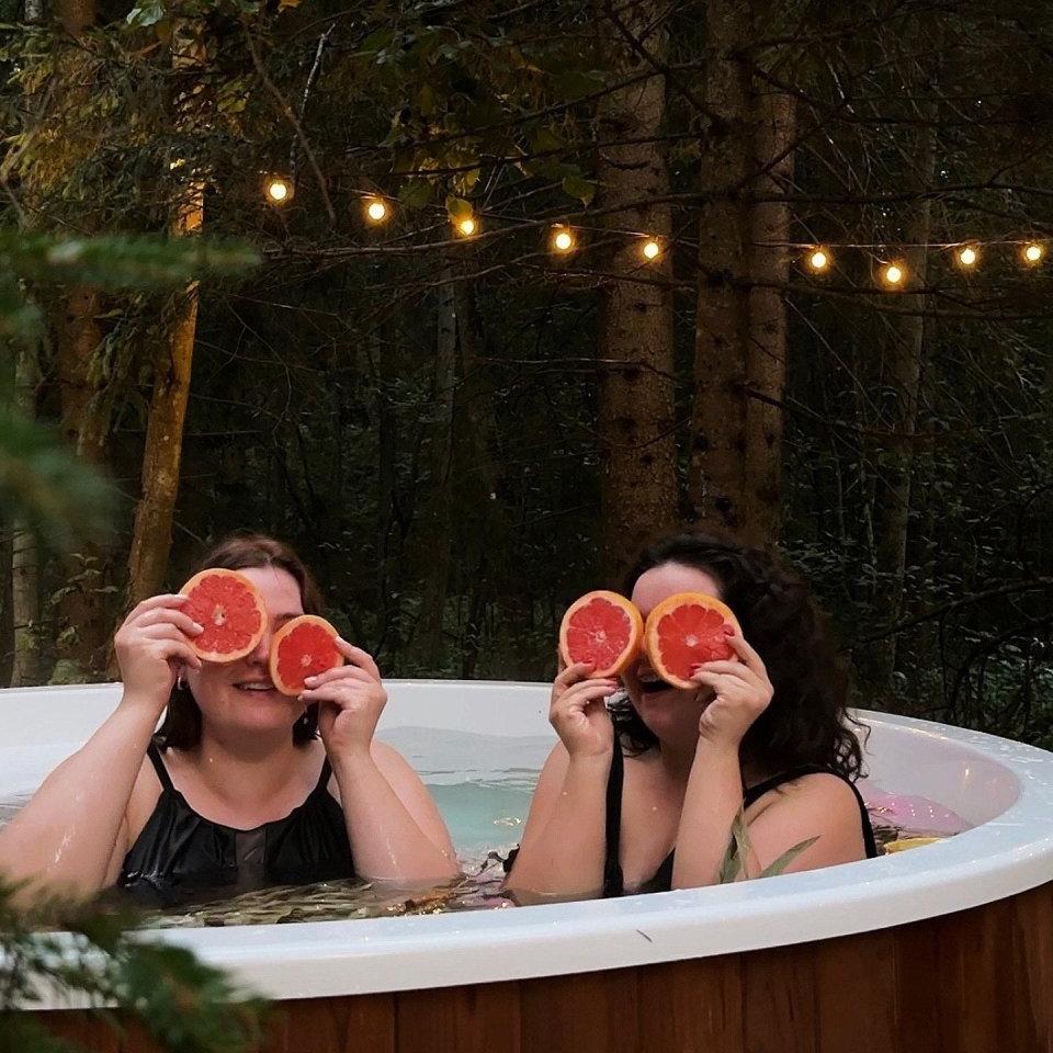 Polar Spa Comfort Family Size Wood Fired Hot Tub & Cold Plunge in Thermo Pine Light