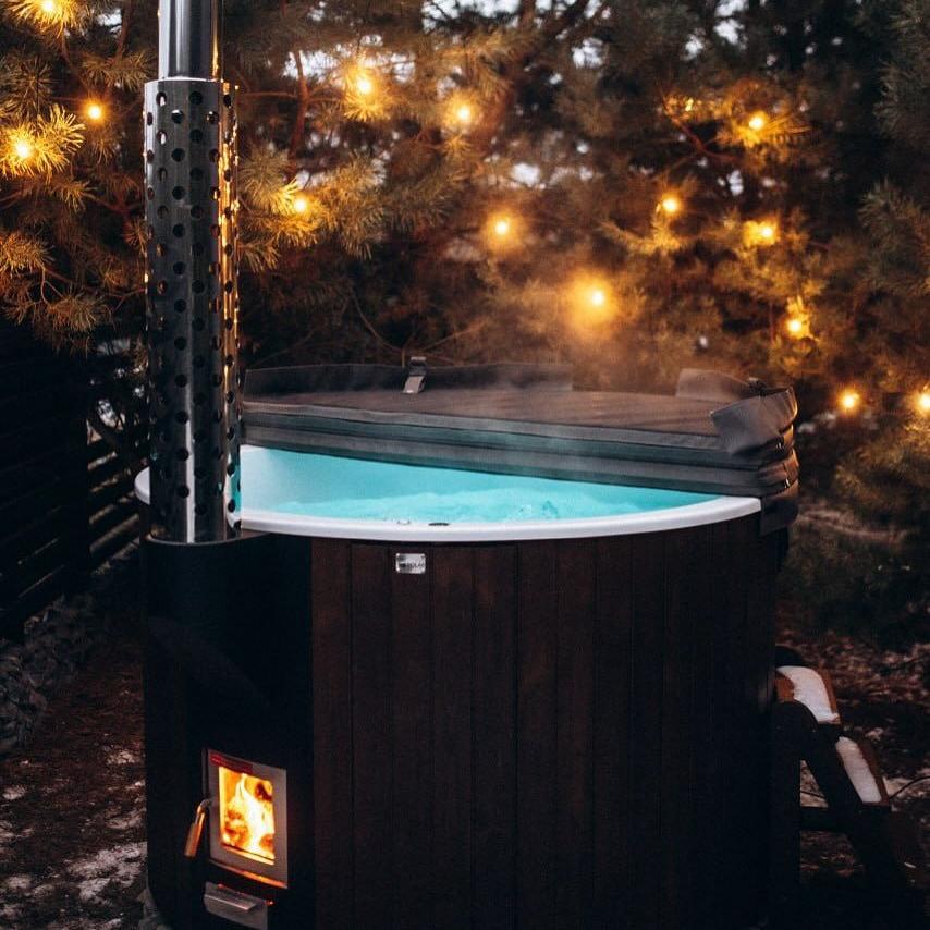 Polar Spa Elite 180 Wood Fired Hot Tub &Cold Plunge (2 - 4 People) in Thermo Pine Light