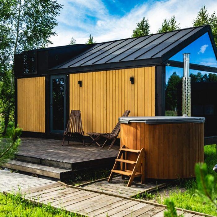 Polar Spa Elite 180 Wood Fired Hot Tub &Cold Plunge (2 - 4 People) in Thermo Pine Light