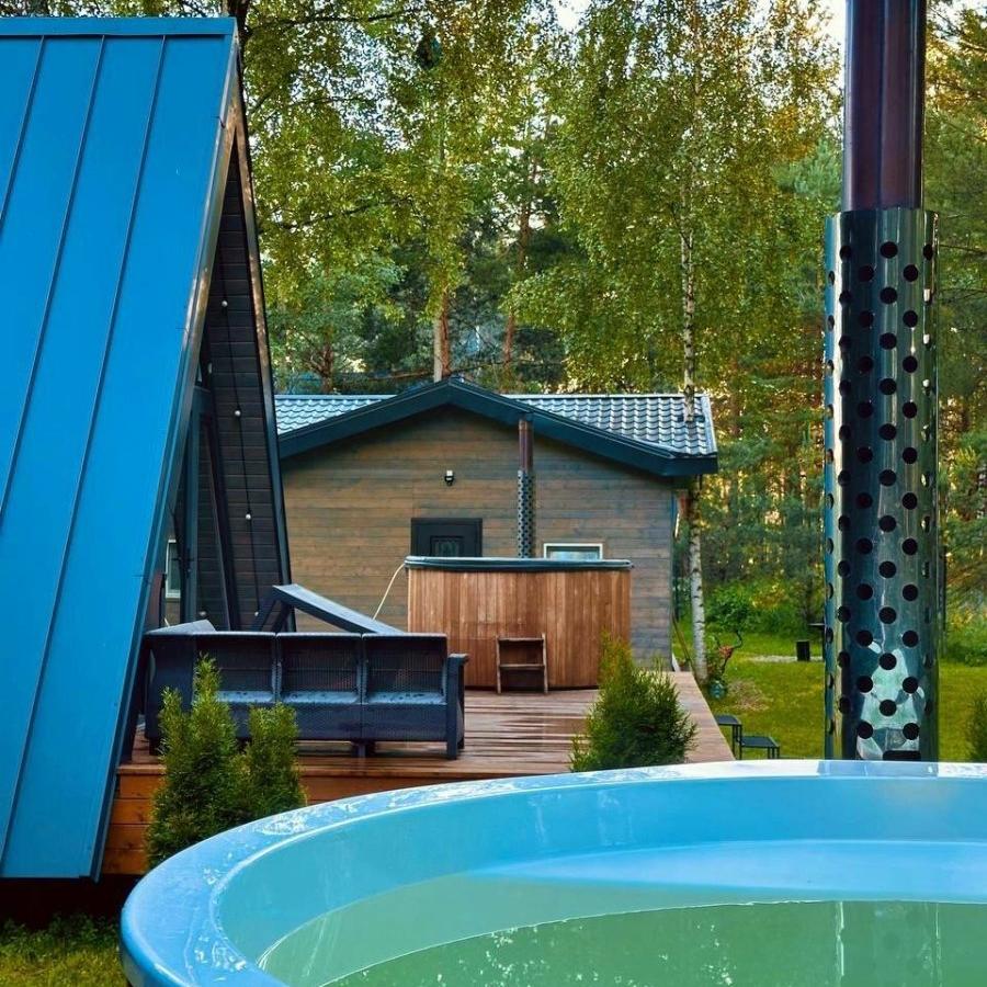 Polar Spa Elite 200 Wood Fired Hot Tub & Cold Plunge, 4 - 6 Person in Thermo Pine Dark