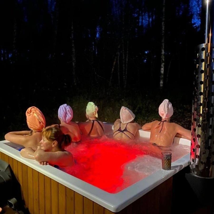 Polar Spa Elite Quattro 180 Wood Fired Hot Tub & Cold Plunge (2 - 4 People) in Thermo Pine Light