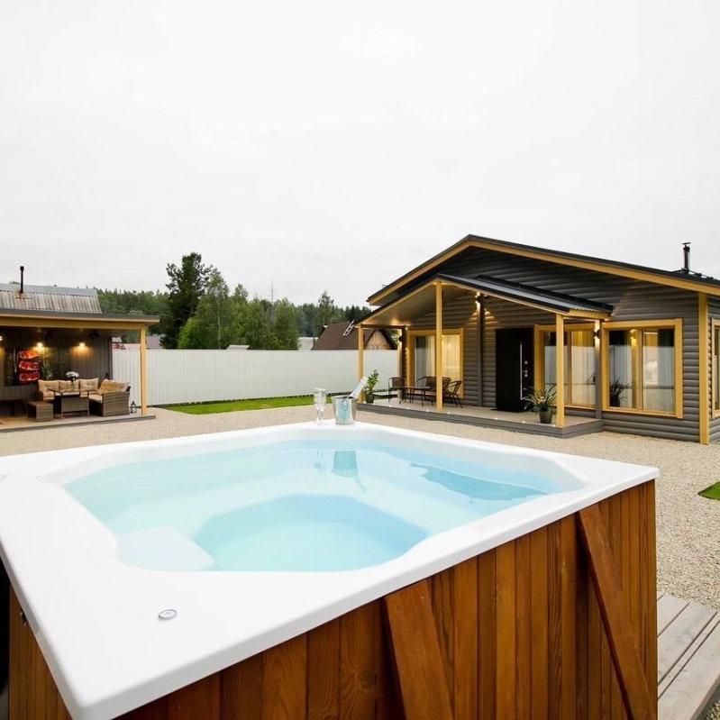 Polar Spa Elite Quattro 200 Wood Fired Hot Tub & Cold Plunge (6 - 8 People) in Thermo Pine Light
