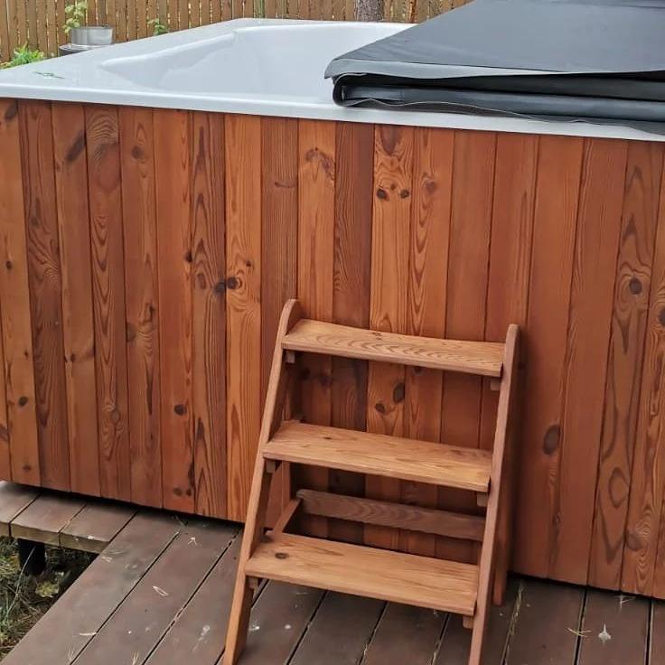 Polar Spa Elite Quattro 200 Wood Fired Hot Tub & Cold Plunge (6 - 8 People) in Thermo Pine Light