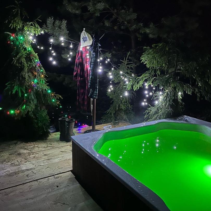 Polar Spa Elite Quattro 200 Wood Fired Hot Tub & Cold Plunge (6 - 8 People) in Thermo Pine Light