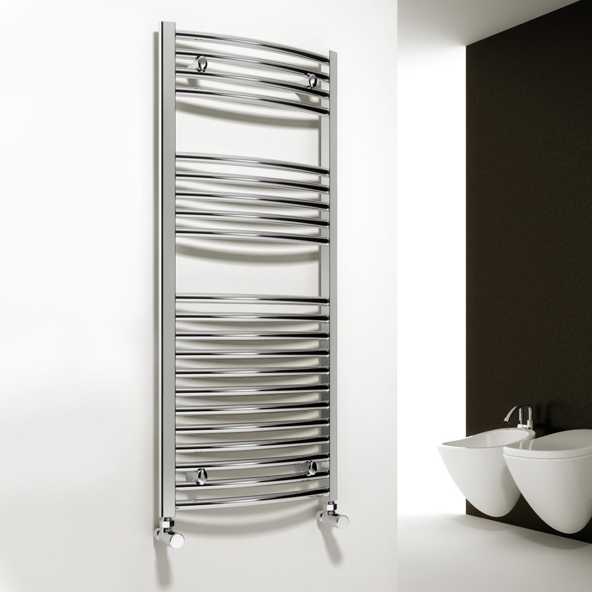 Reina Diva Curved Bathroom Ladder Steel Radiator in Chrome