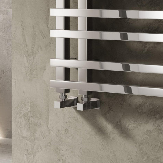 Reina Loge Angled Valves in Anthracite