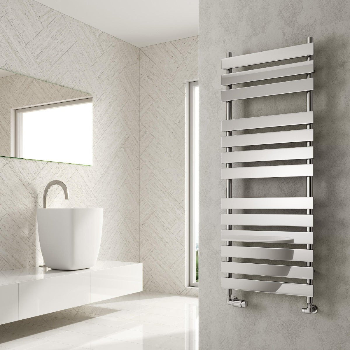Reina Trento Chrome Steel Bathroom Radiator in Chrome
