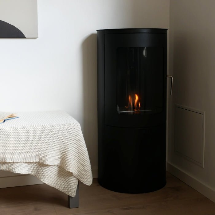 ScandiFlames Richmond Freestanding Bioethanol Fireplace in 96H x 44W x 30D cm