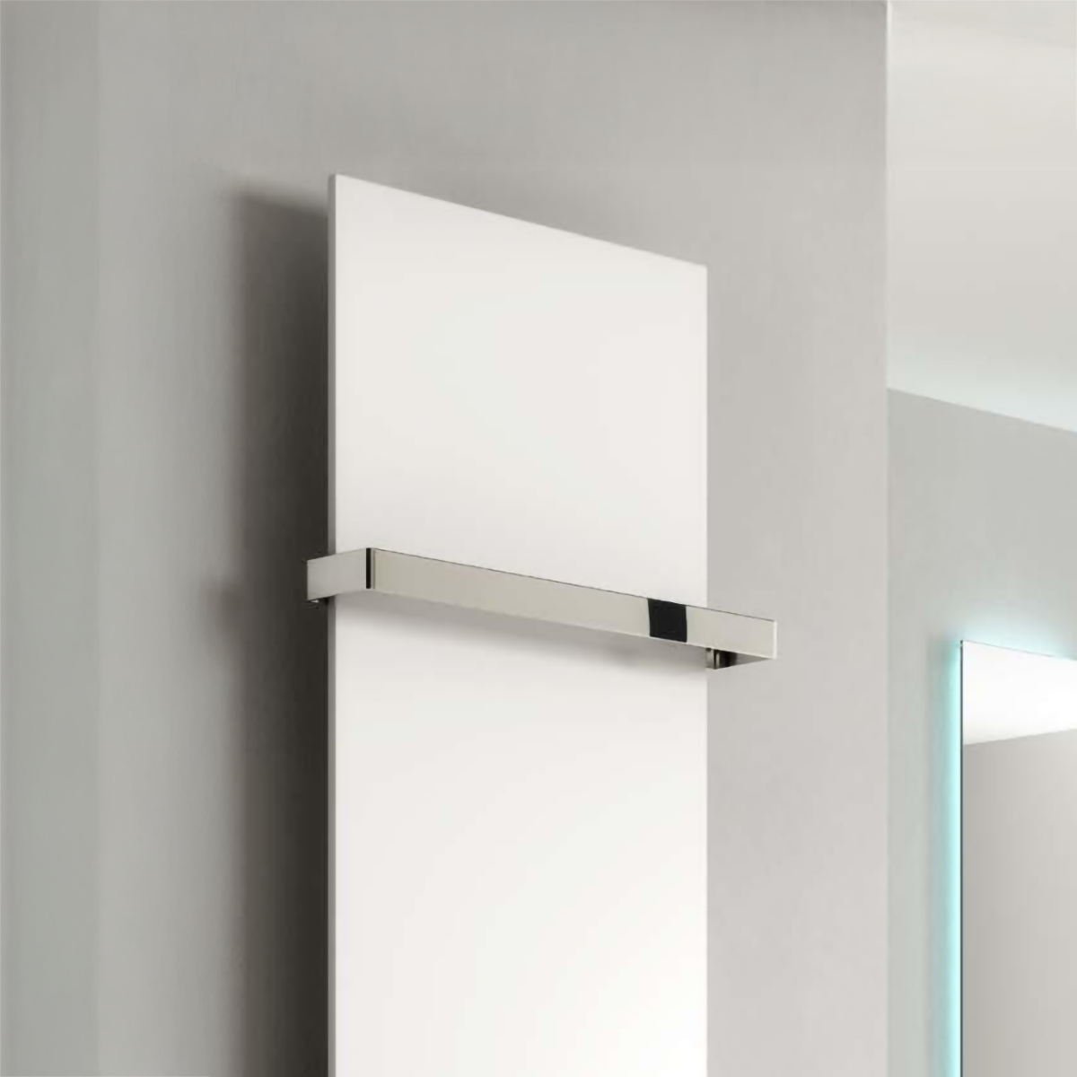 Reina Chrome Slimline Towel Bar